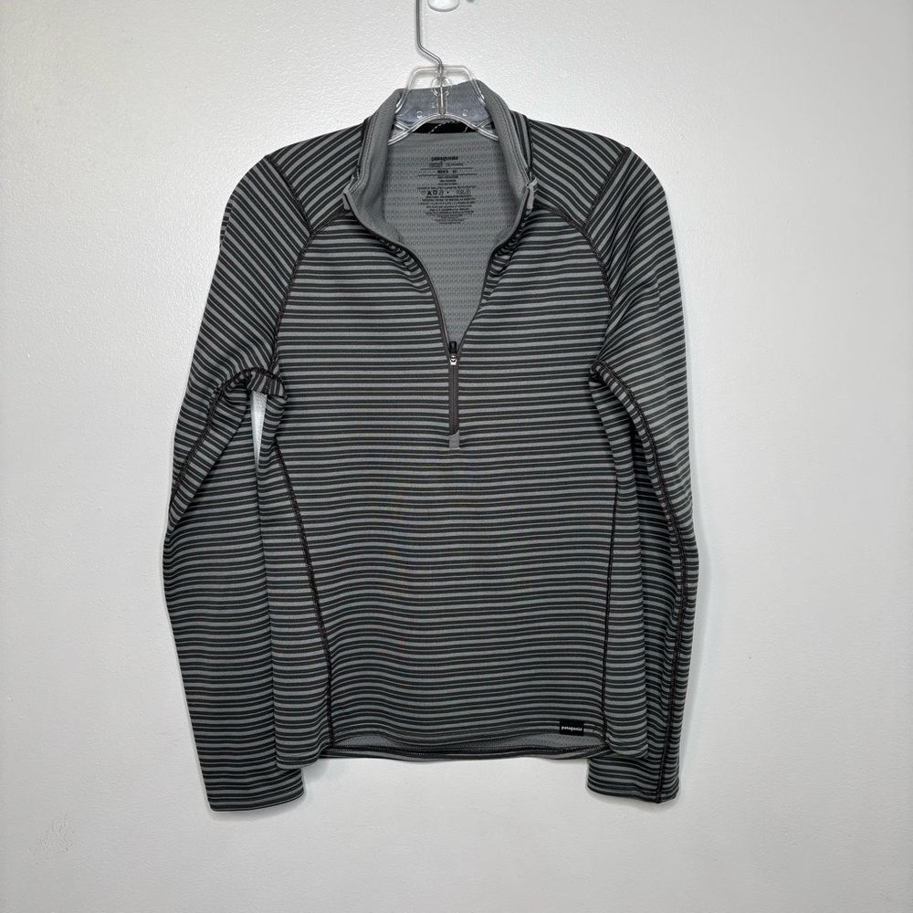 Patagonia Capilene 3 Midweight 1/2 Zip Pullover Men’s XS Gray Stripe‎
